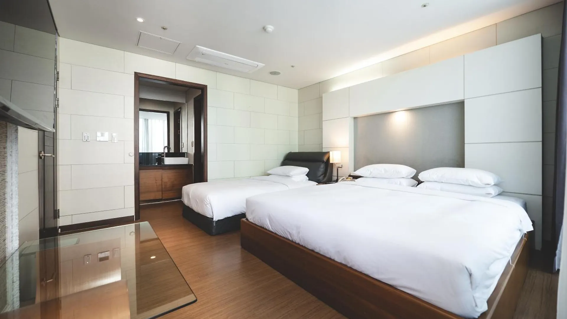 Sunset Hotel Busan