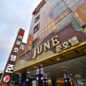 Airport June 인천