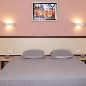 Ronaldo Hotel Ksamil